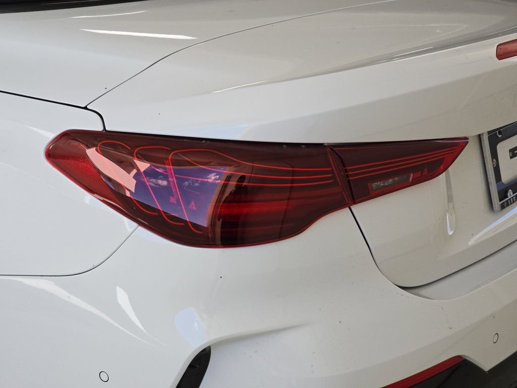 2026 BMW 4 Series M440i - Photo 17