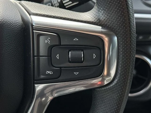 Used 2024 White Chevrolet LT image 22