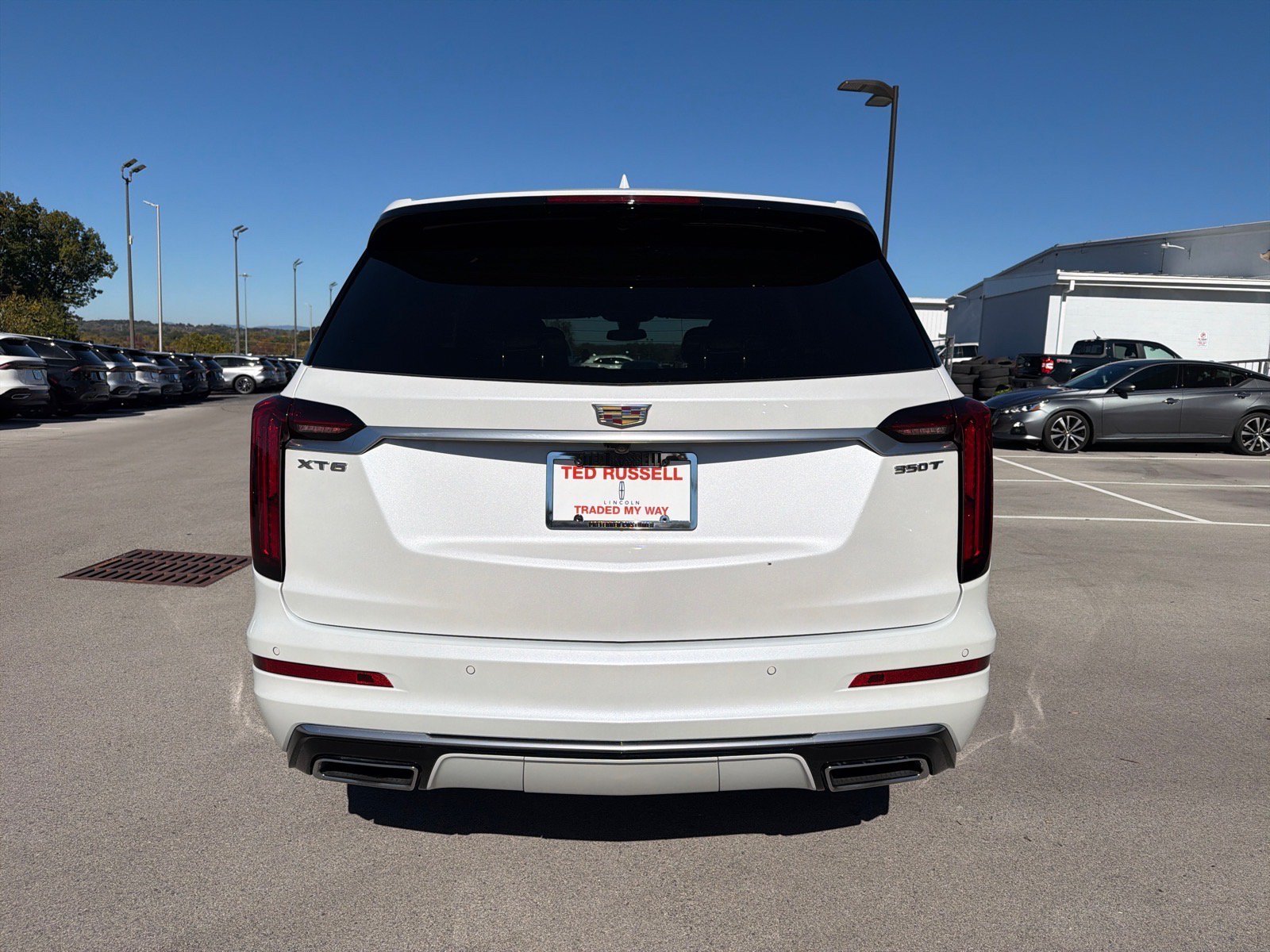 Used 2023 White Cadillac Luxury image 6