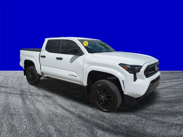 Certified Used 2025 Ice Toyota SR5 image 2