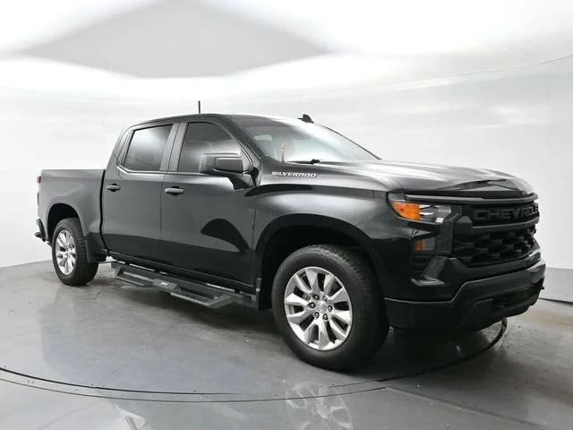 Used 2023 BLACK Chevrolet Custom image 1