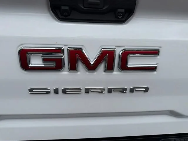 New 2026 Summit White GMC Pro image 19