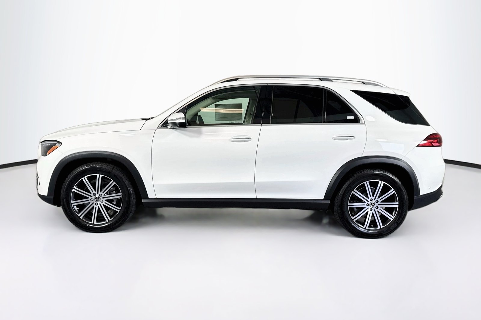 New 2026 Polar White Mercedes-Benz GLE 350 image 8