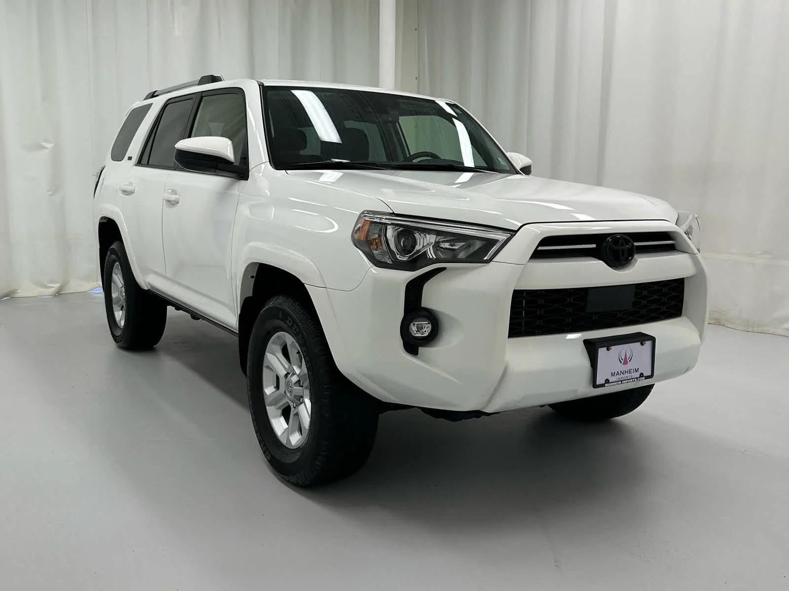 2023 Toyota 4Runner SR5 4WD V6's photo