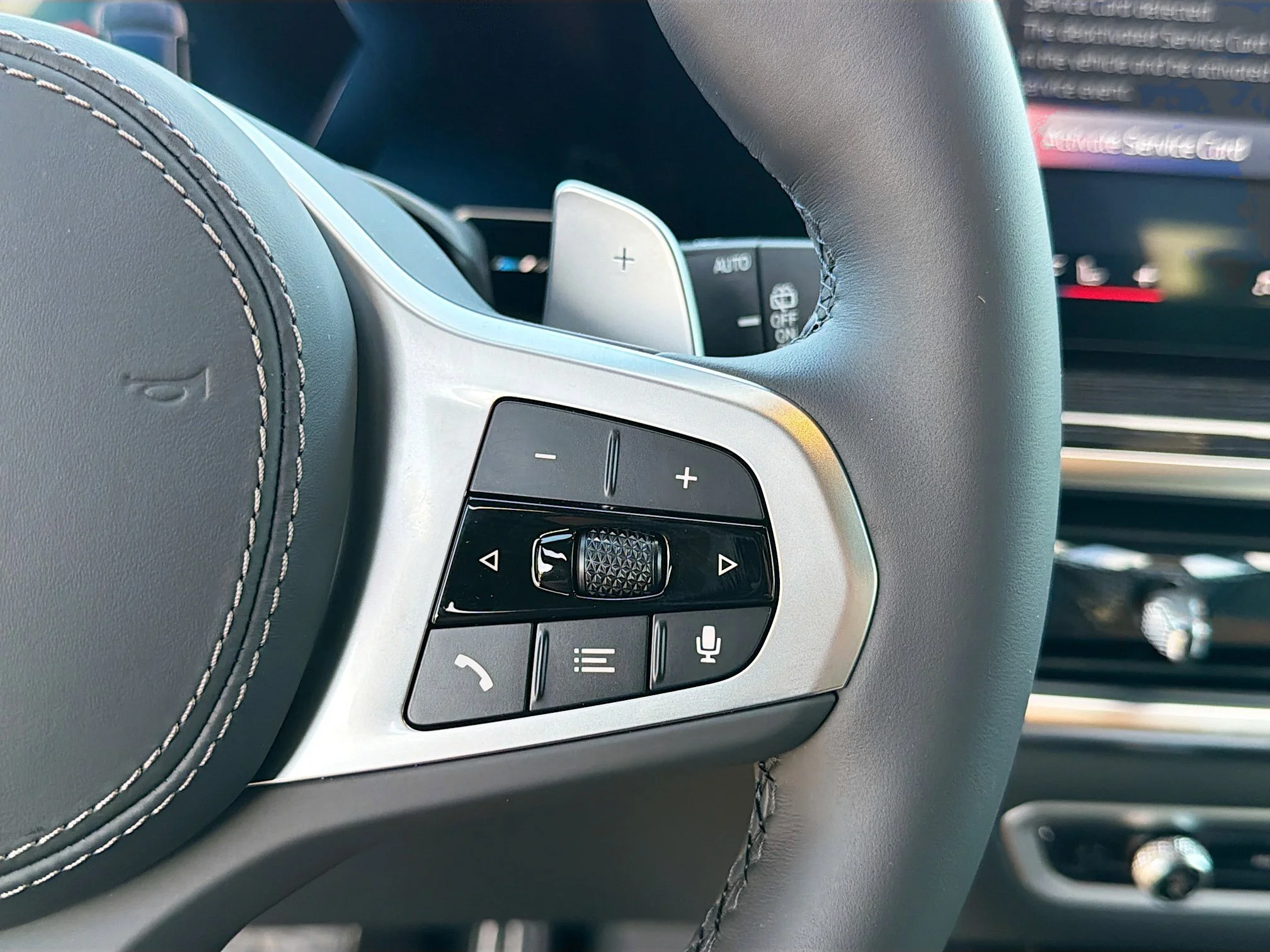 New 2026 Skyscraper Grey Metallic BMW sDrive40i image 38