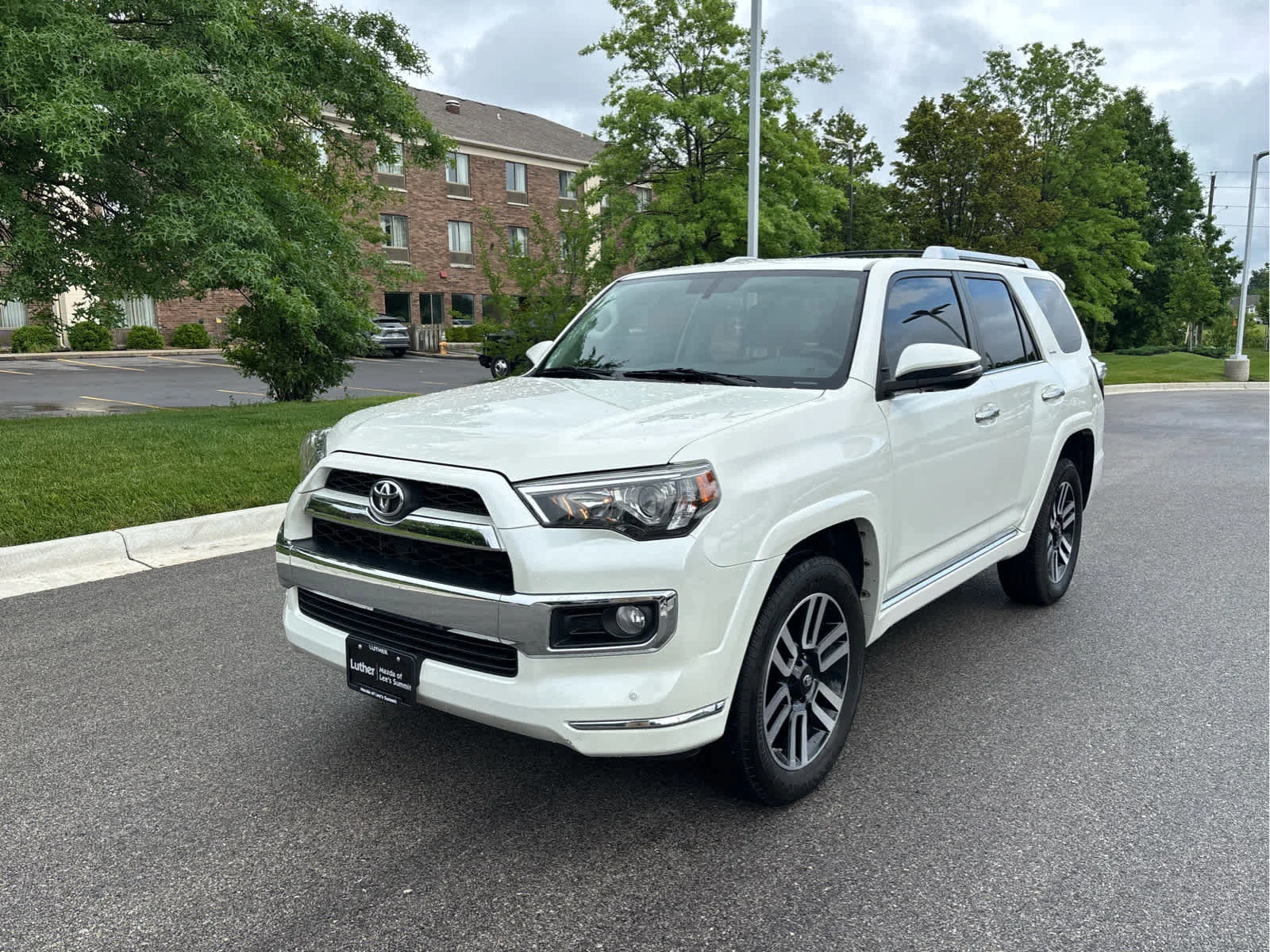 Used 2018 Toyota 4Runner Limited with VIN JTEBU5JR4J5599296 for sale in Kansas City