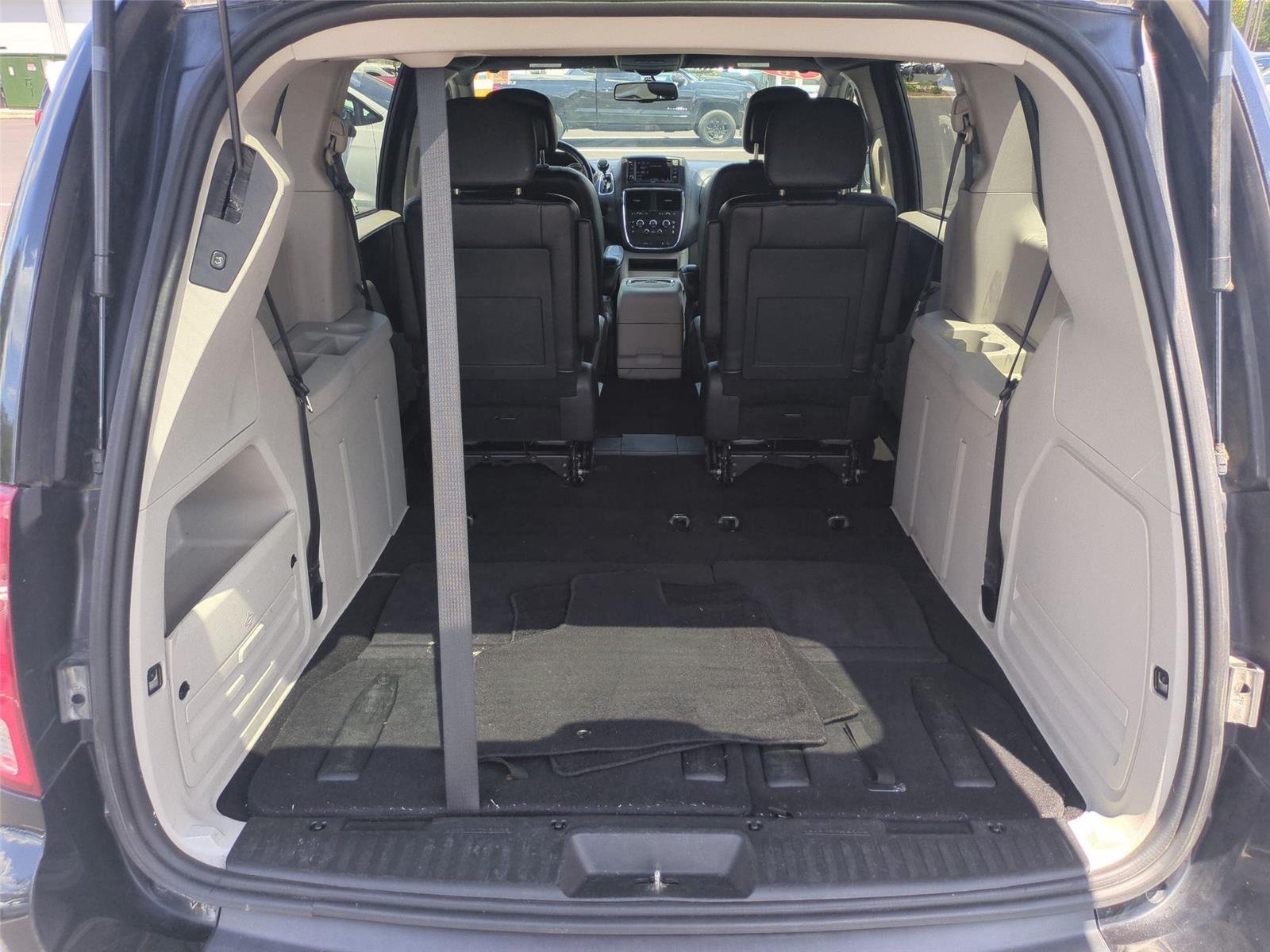 Used 2018 Black Onyx Crystal Pearlcoat Dodge SXT image 47