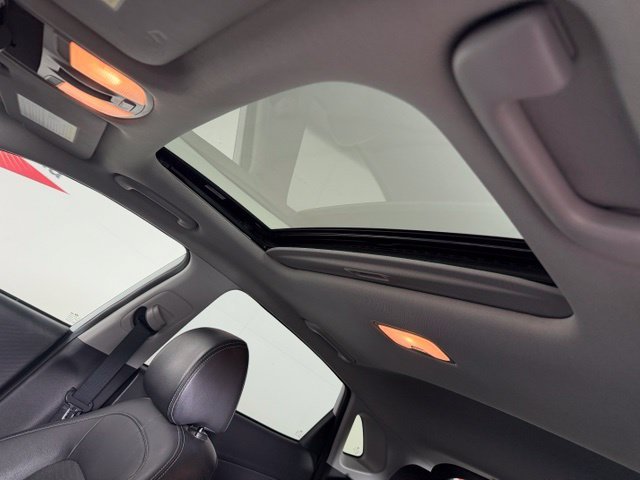 Used 2021 Lunar Hyundai Ultimate image 6