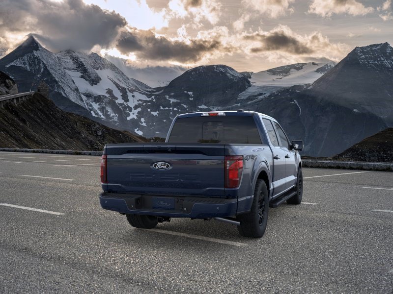 New 2026 Antimatter Blue Metallic Ford XLT image 8