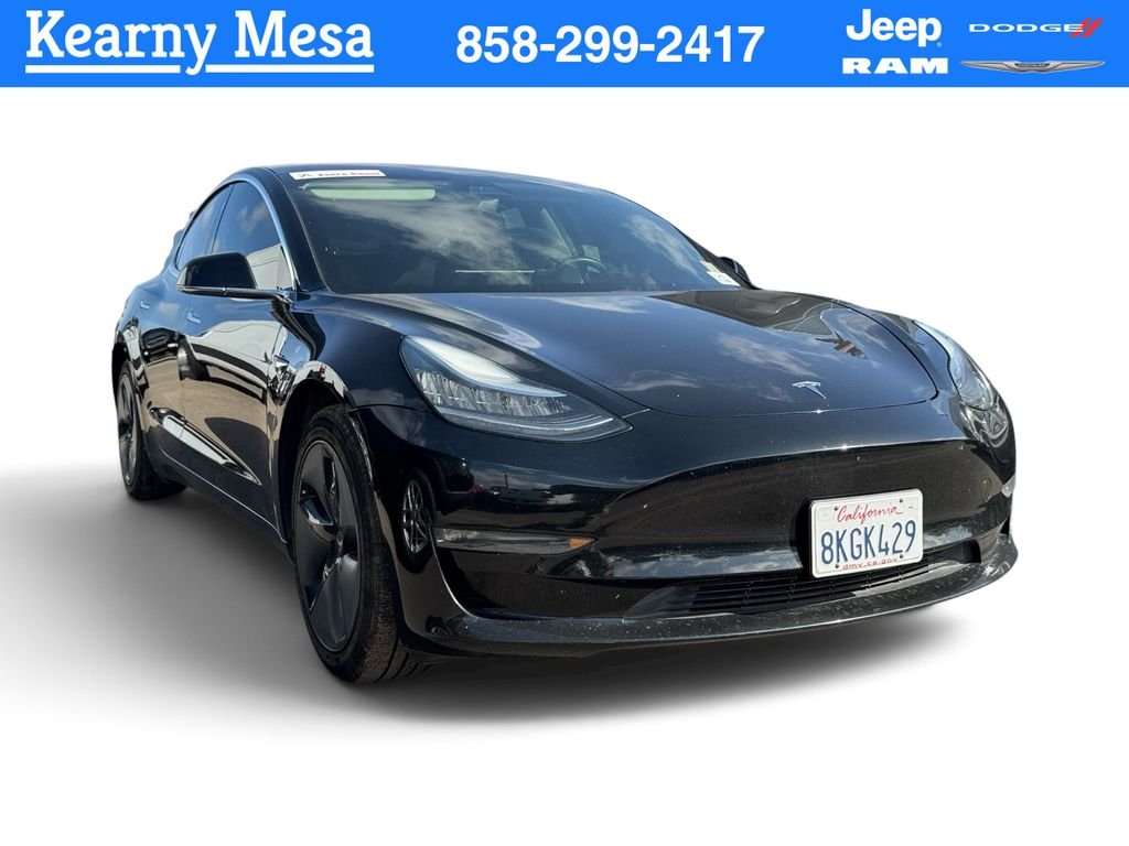 Used 2019 Black Tesla Standard Range Plus image 1