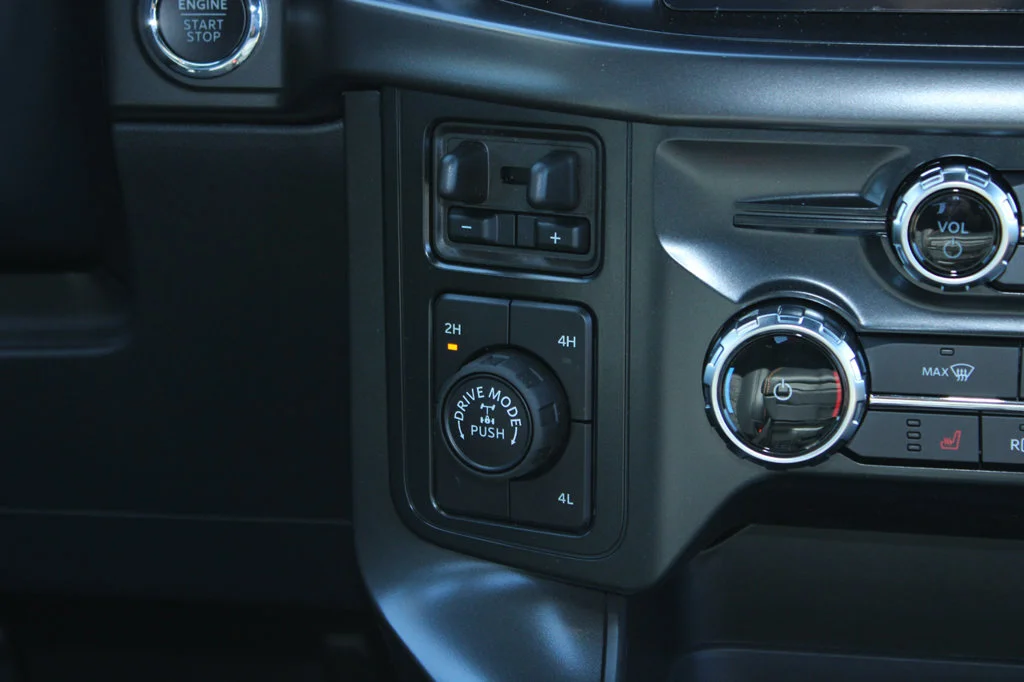 New 2026 Antimatter Blue Metallic Ford Tremor® image 33