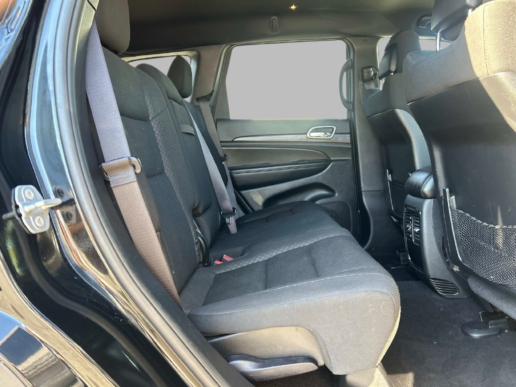 Used 2021 Black Jeep Laredo E image 17