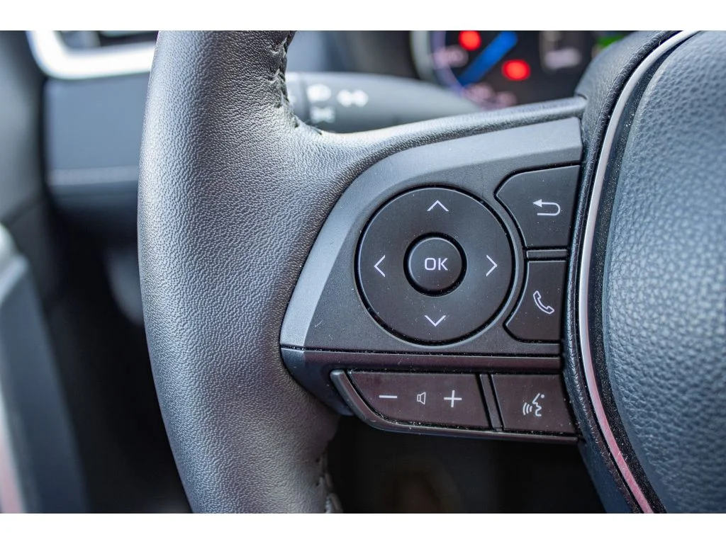 Used 2025 Blueprint Toyota Hybrid XLE image 37