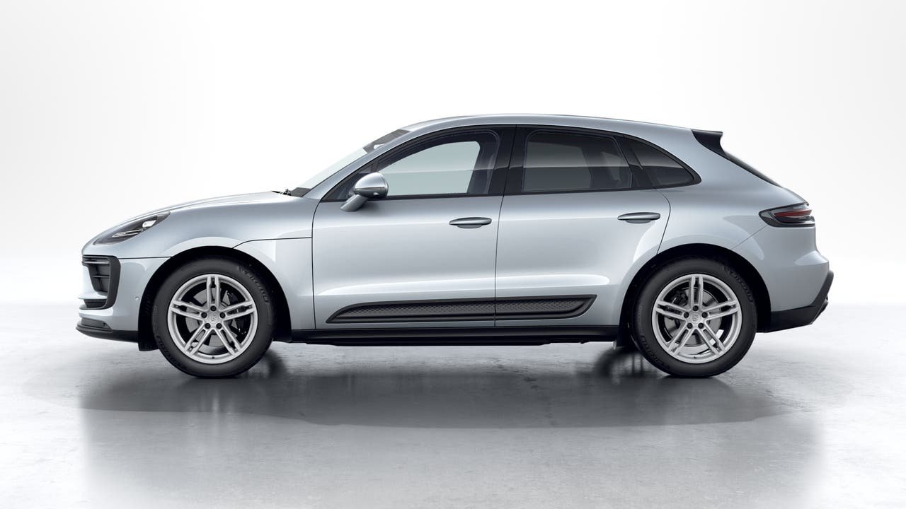 New 2026 Dolomite Silver Metallic Porsche  image 2