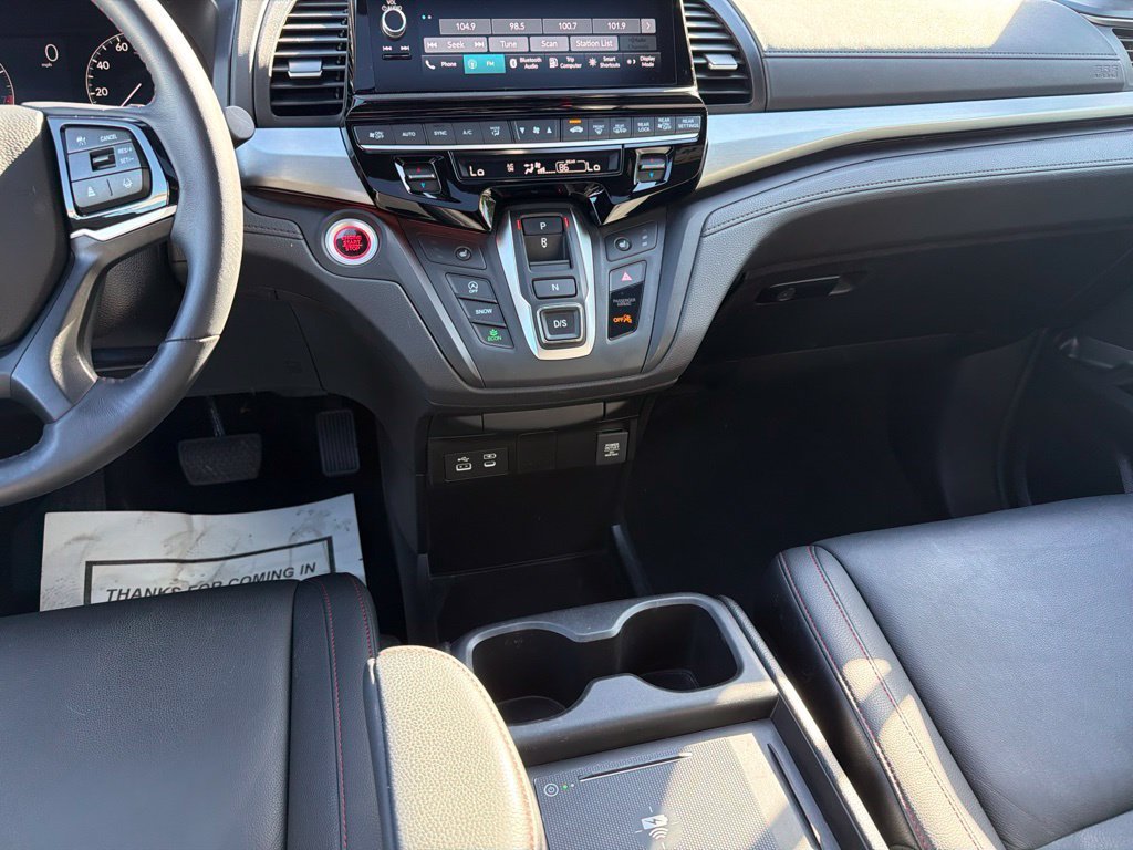 2025 Honda Odyssey Sport L - Photo 16