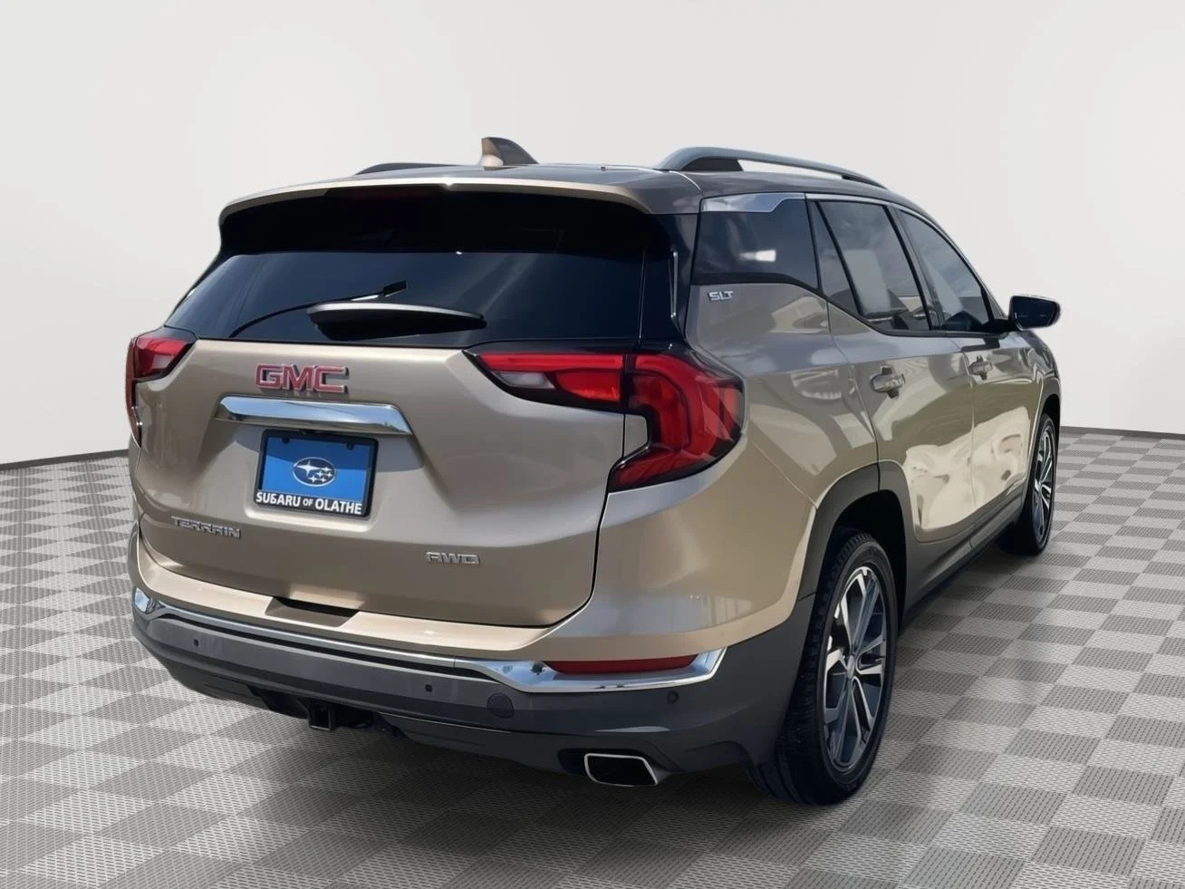 Used 2018 Coppertino Metallic GMC SLT image 8