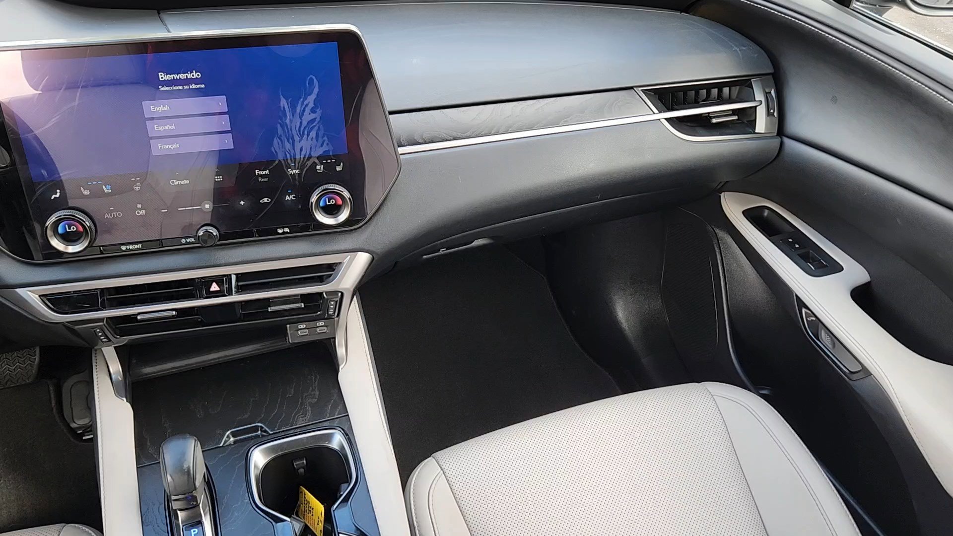 2023 Lexus RX 350 - Photo 6