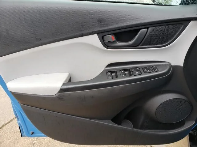 Used 2022 Blue Hyundai SEL image 12