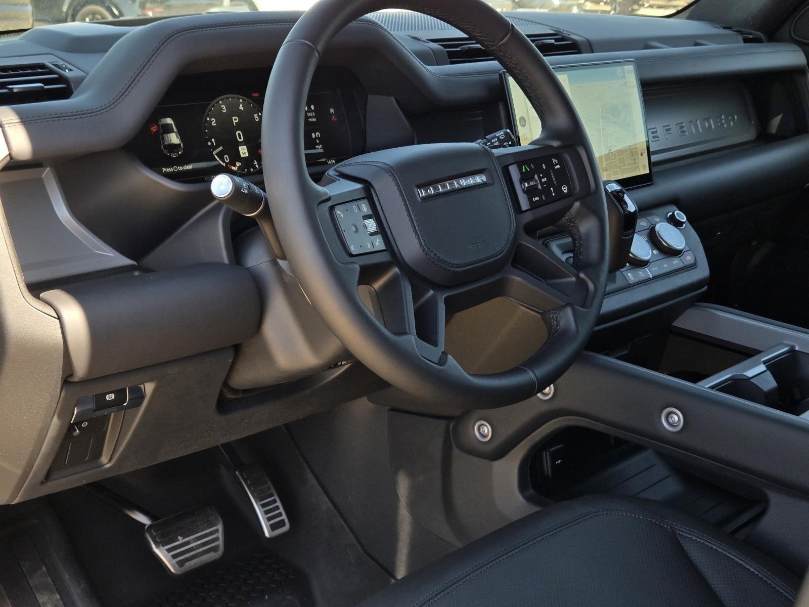 2025 Land Rover Defender V8 - Photo 29