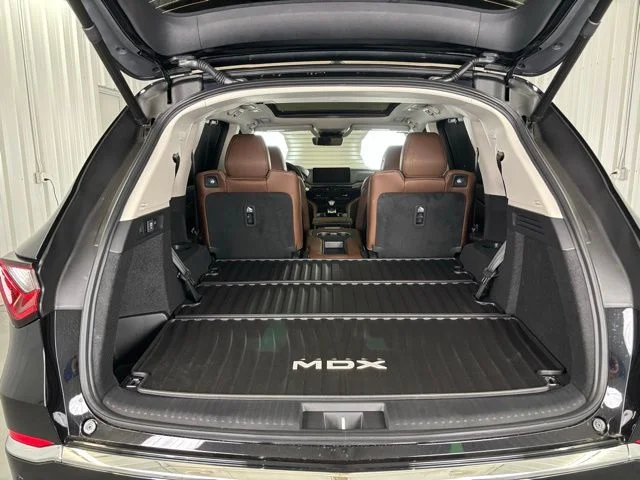 New 2026 Majestic Black Pearl Acura Technology Package image 17