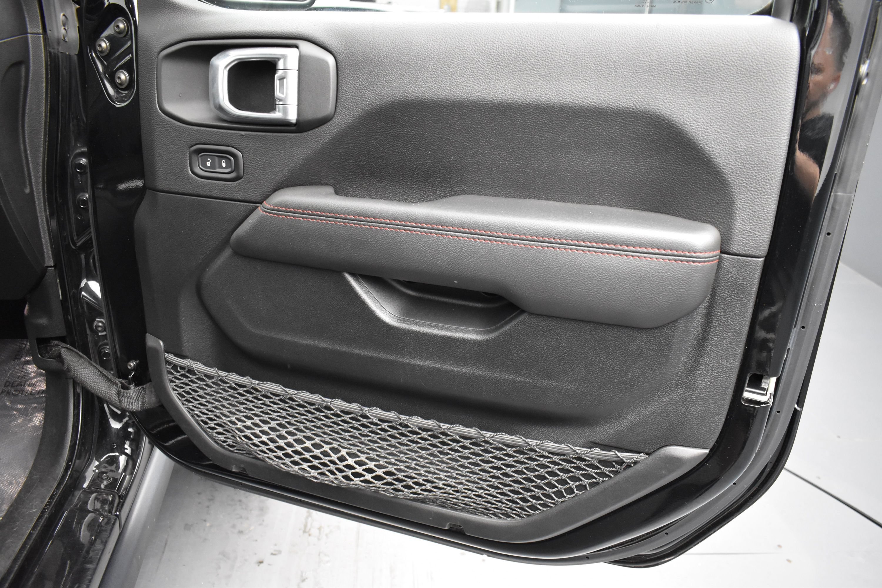 Used 2021 Black Clearcoat Jeep Unlimited Rubicon image 15