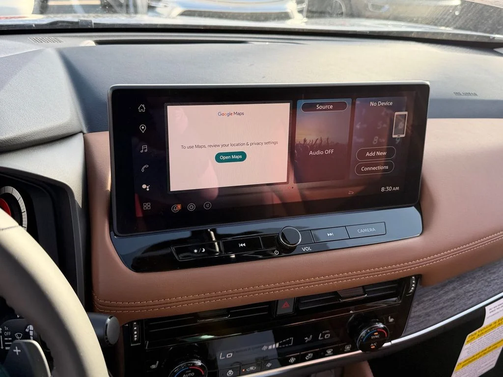 New 2026 Gray Nissan Platinum image 13