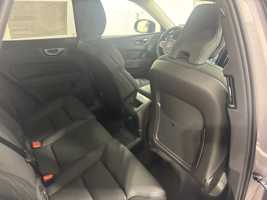 New 2026 Aurora Blue Volvo T8 Plus image 25