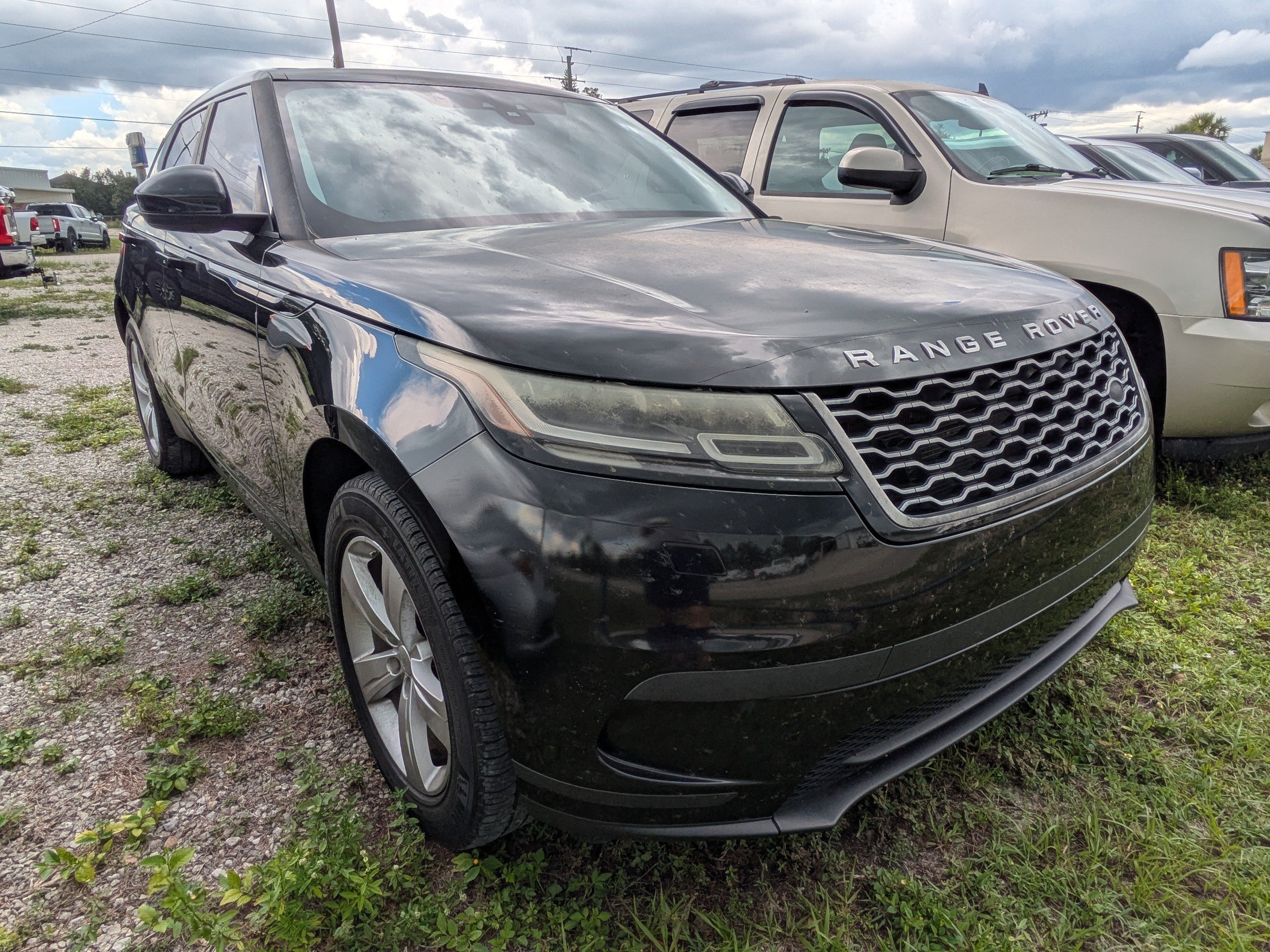 Used 2018  Land Rover S image 2