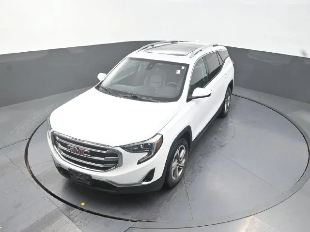Used 2019 White GMC SLT image 25