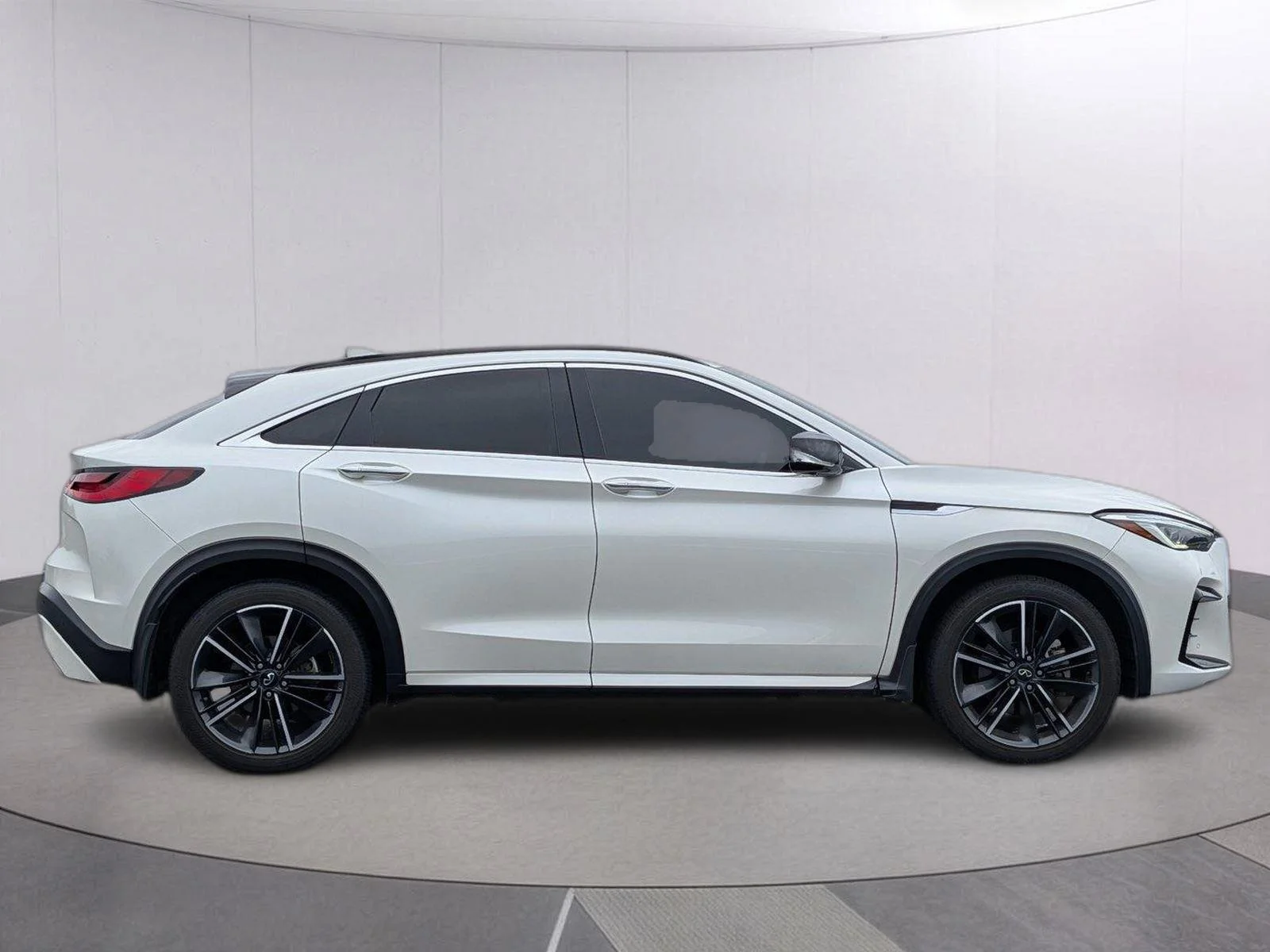 Used 2023 Majestic White INFINITI SENSORY image 8