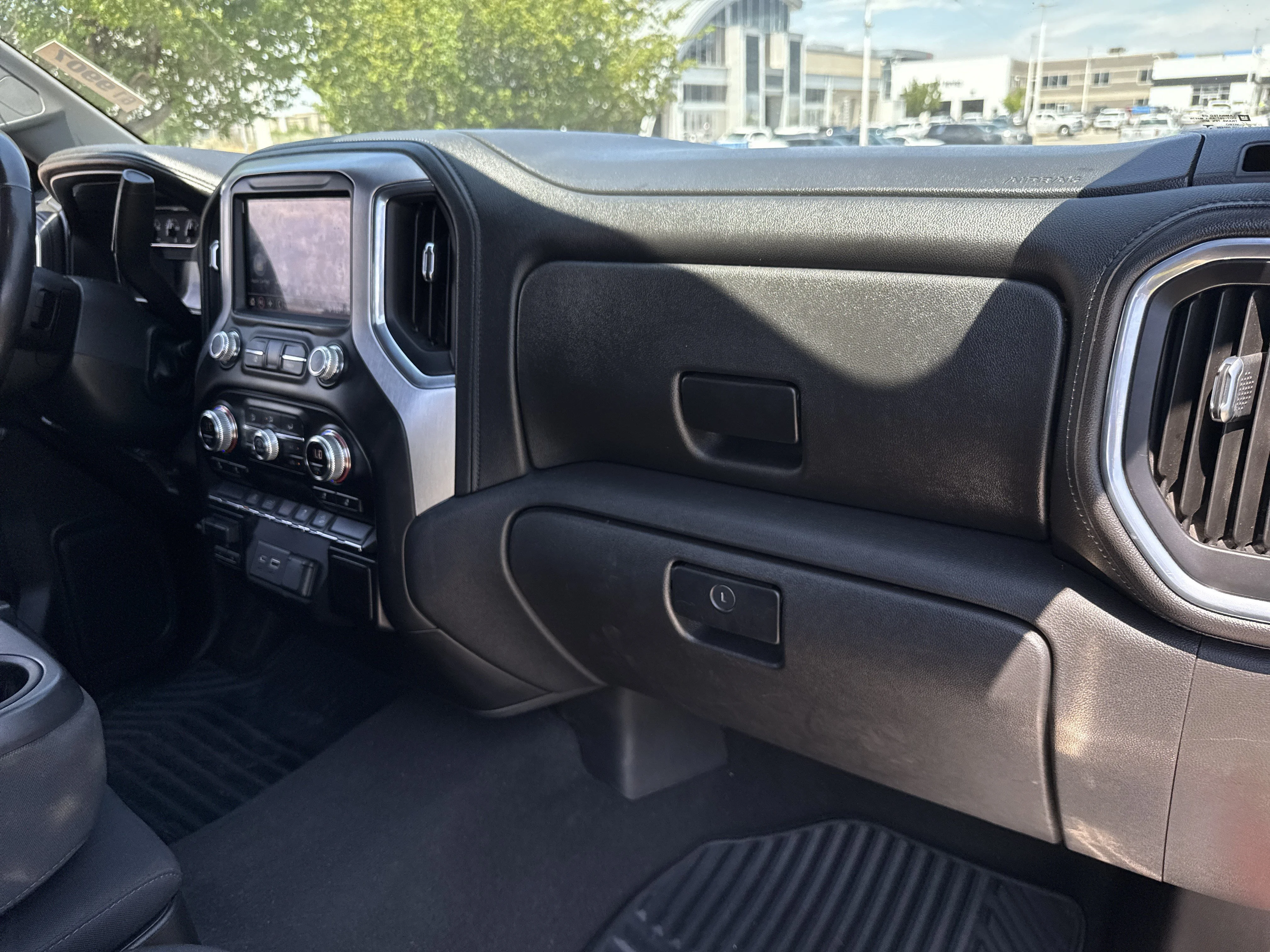 Used 2021 Cayenne Red Tintcoat GMC Elevation image 22