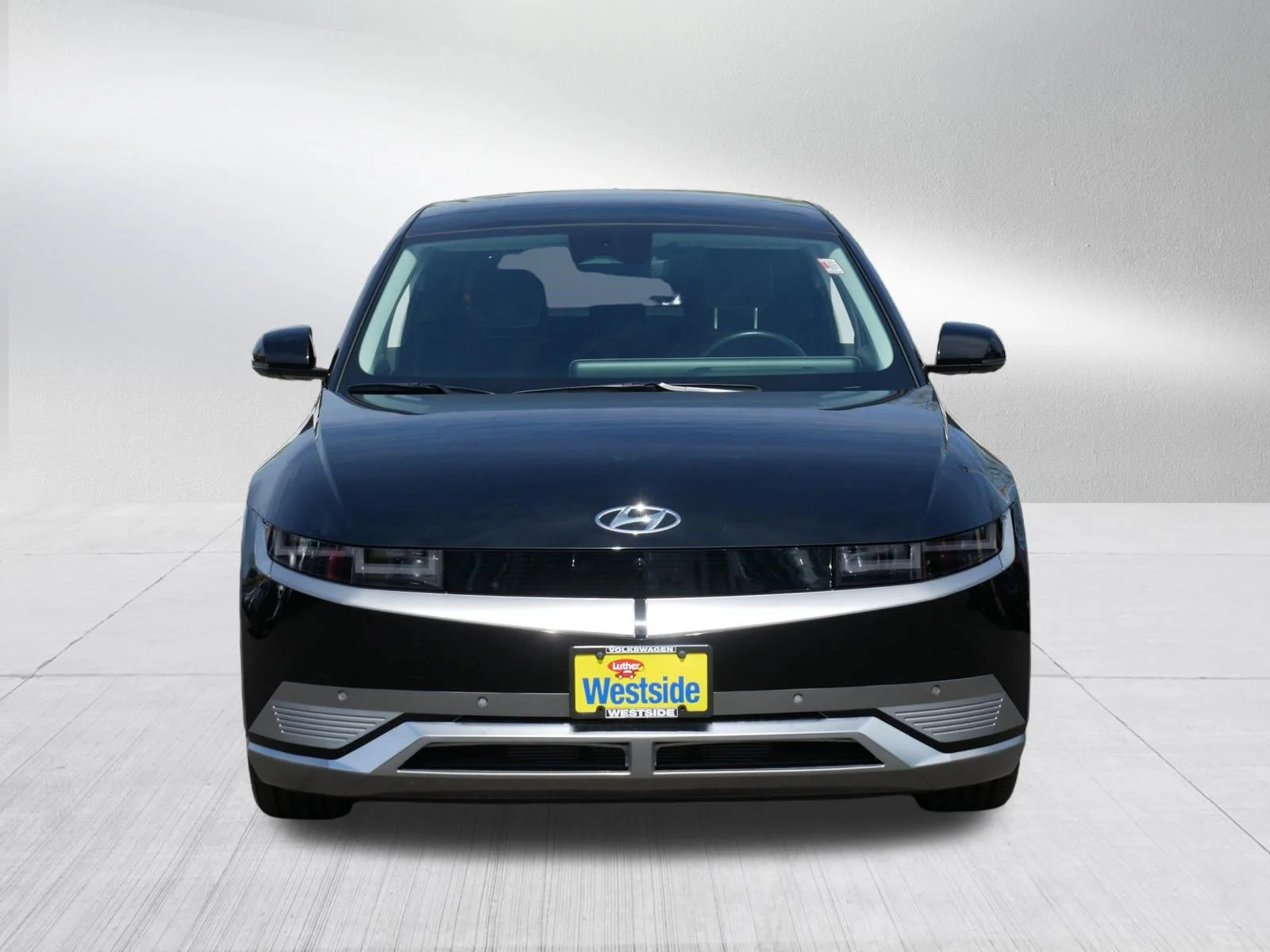 Used 2024 Hyundai IONIQ 5 Limited with VIN KM8KRDDF3RU245381 for sale in St. Louis Park, MN
