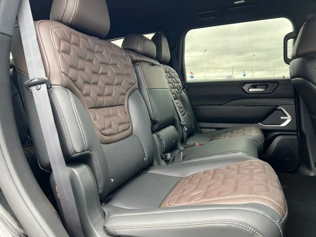 2025 Nissan Armada Platinum Reserve - Photo 18