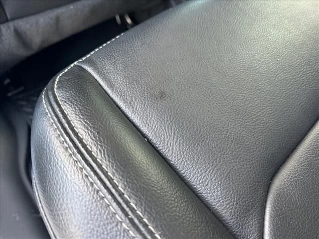 Used 2022 Blue Jeep Overland image 20