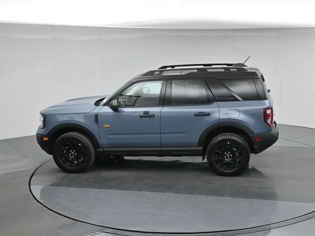 New 2026 Azure Gray Metallic Tri-Coat Ford Badlands image 54