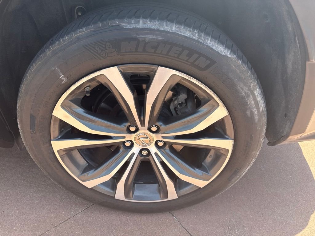 Used 2017 Silver Lexus 350 image 8