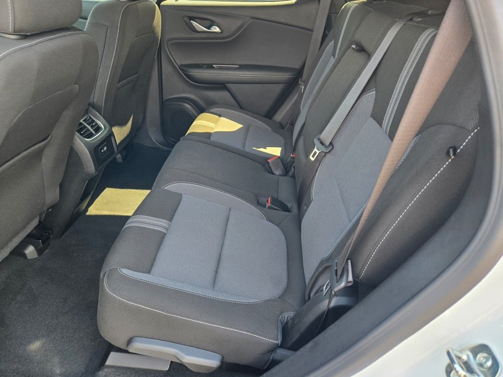 2025 Chevrolet Blazer 2LT - Photo 17