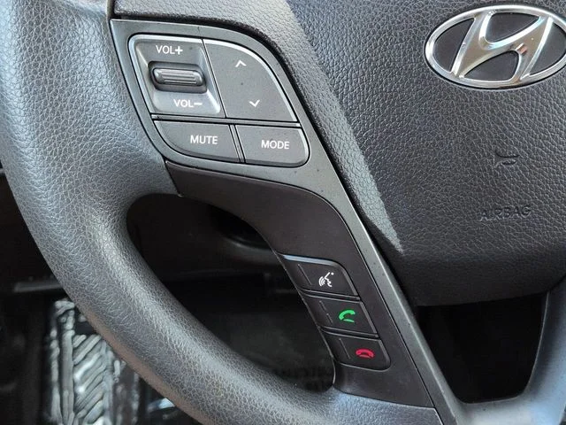 Used 2017 Red Hyundai 2.4 Base image 23