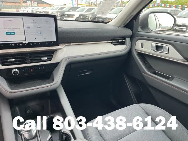 New 2026 Space White Metallic Ford Active image 17