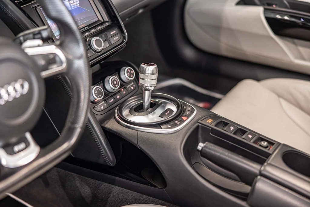 Used 2012 Blue Audi 5.2 image 21