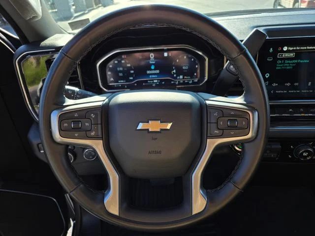 Used 2025 Gray Chevrolet LT image 31