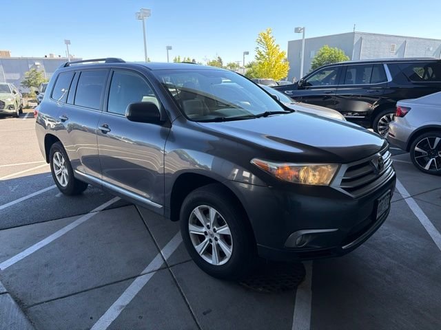 Used 2013 Gray Toyota SE image 2