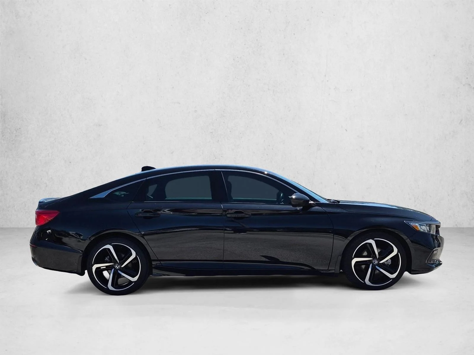 Used 2022 Crystal Black Pearl Honda Sport image 4
