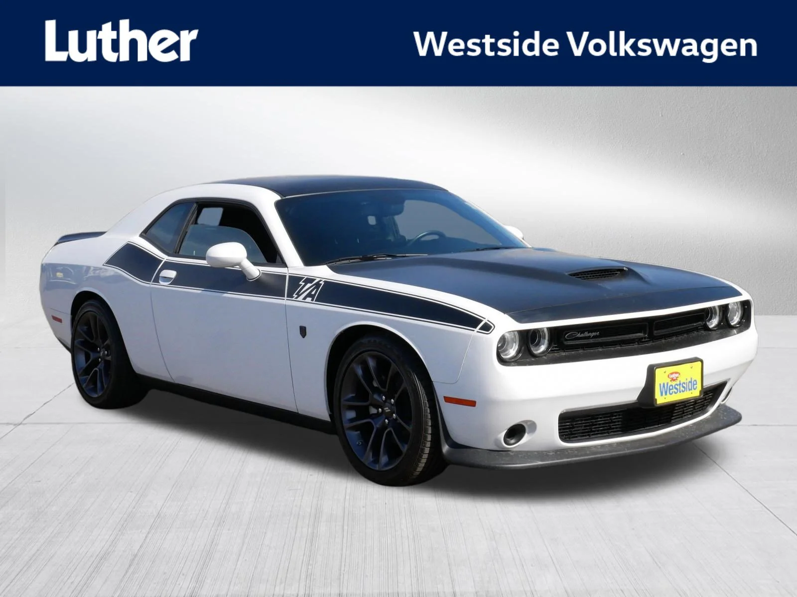 2023 Dodge Challenger R/T's photo