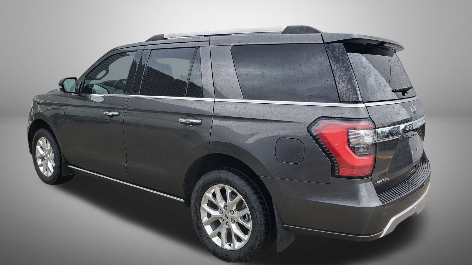 Used 2020 Magnetic Metallic Ford Limited image 4