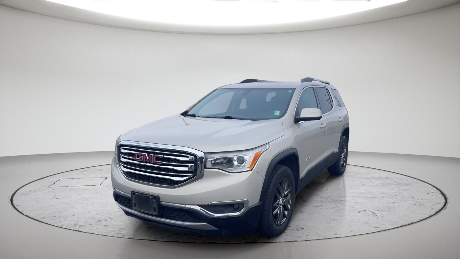 Used 2017 Sparkling Silver Metallic GMC SLT-1 image 1