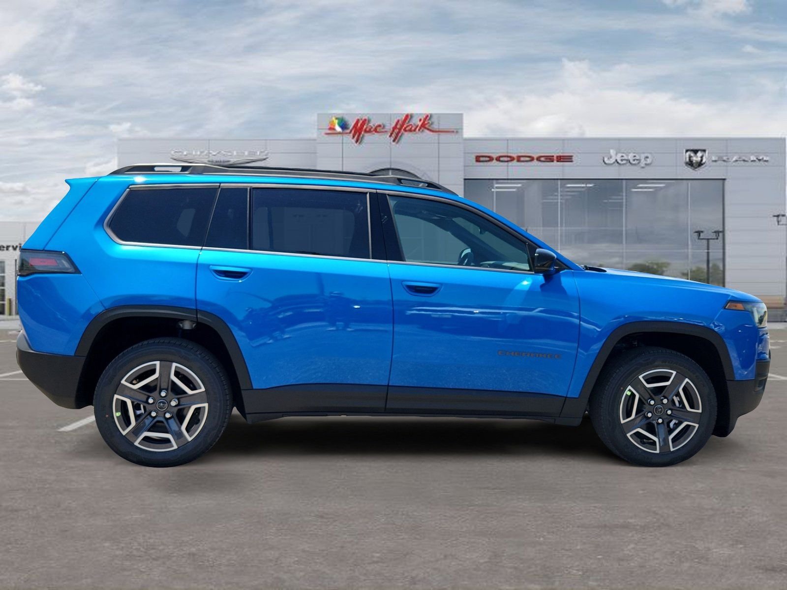 New 2026 Hydro Blue Pearl-Coat Exterior Paint Jeep Limited image 6