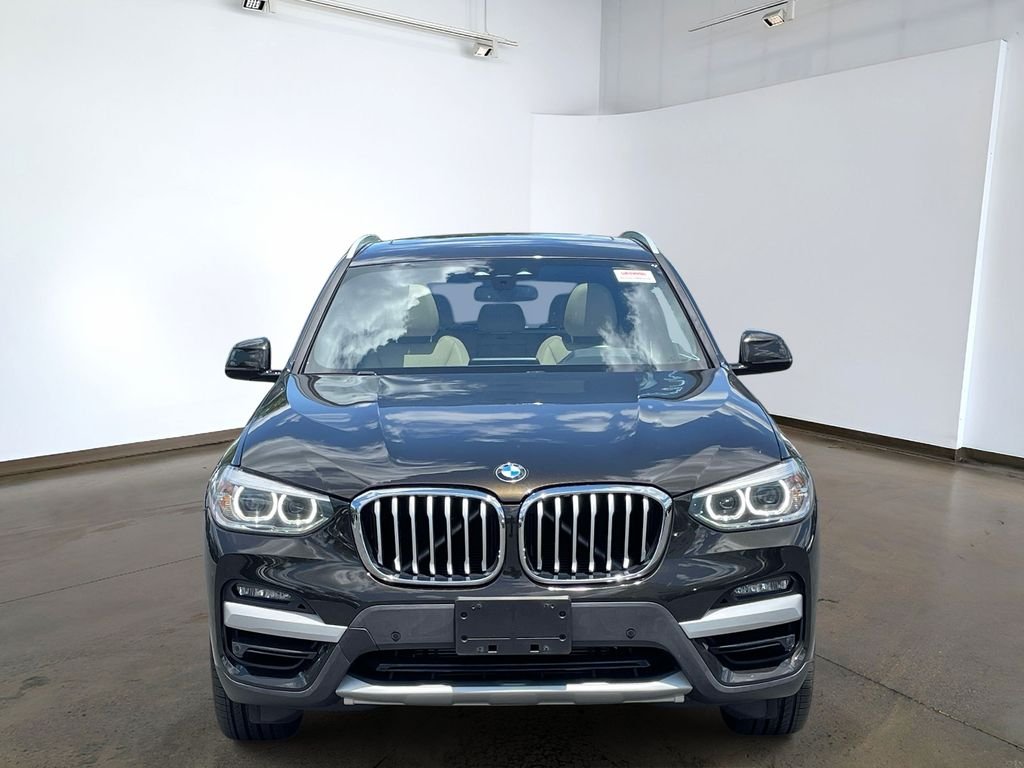 Used 2020 Dark Olive Metallic BMW xDrive30i image 2
