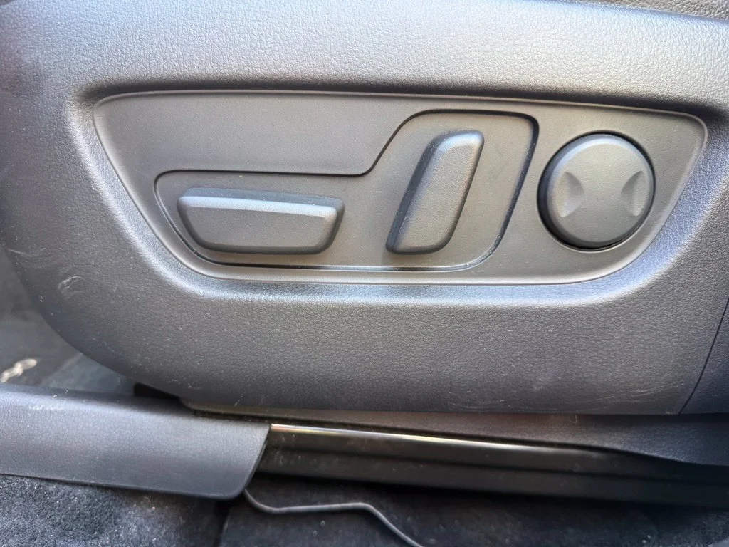 Used 2024 Red Mazda Preferred image 13