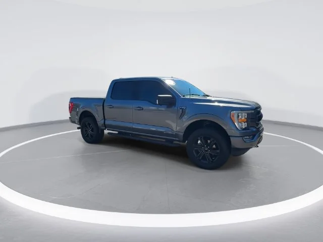 Used 2021 Gray Ford XLT image 1